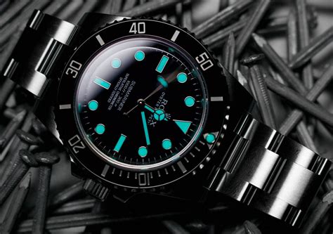 fluorescent rolex|luminous material for rolex.